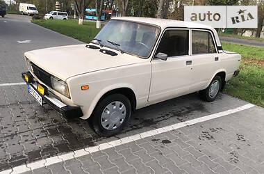 Седан ВАЗ / Lada 2105 1995 в Хмельницком