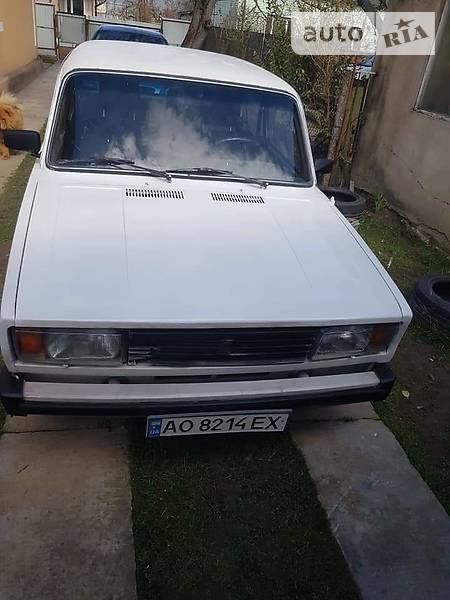 Седан ВАЗ / Lada 2105 1983 в Ужгороді