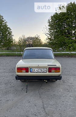 Седан ВАЗ / Lada 2105 1989 в Хмельницькому