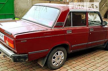 Седан ВАЗ / Lada 2105 1987 в Черкасах