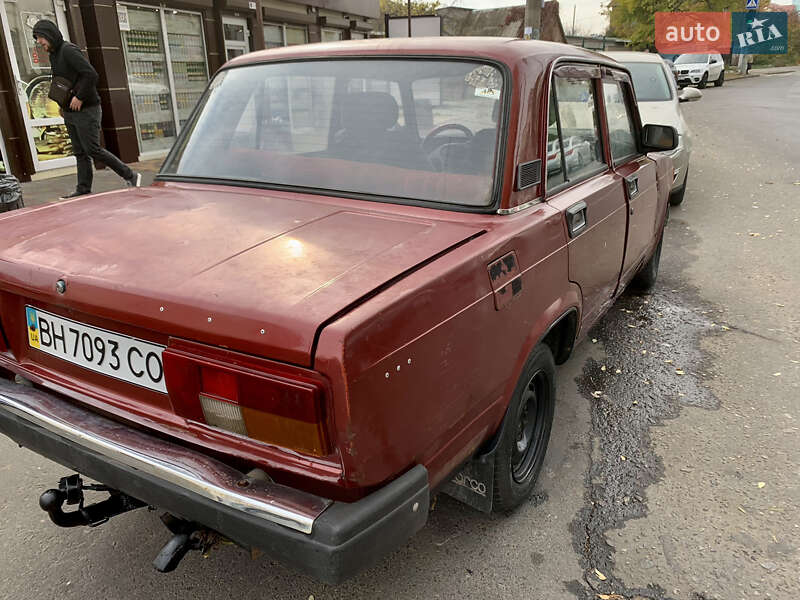 Седан ВАЗ / Lada 2105 1984 в Одессе