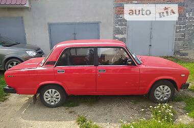 Седан ВАЗ / Lada 2105 1982 в Рогатине
