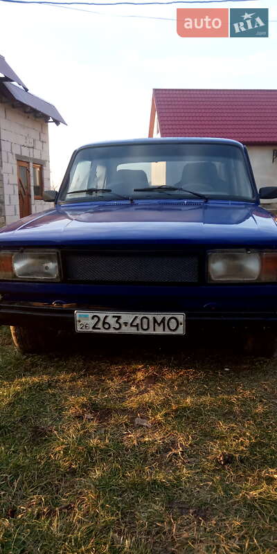 Седан ВАЗ / Lada 2105 1987 в Хотине