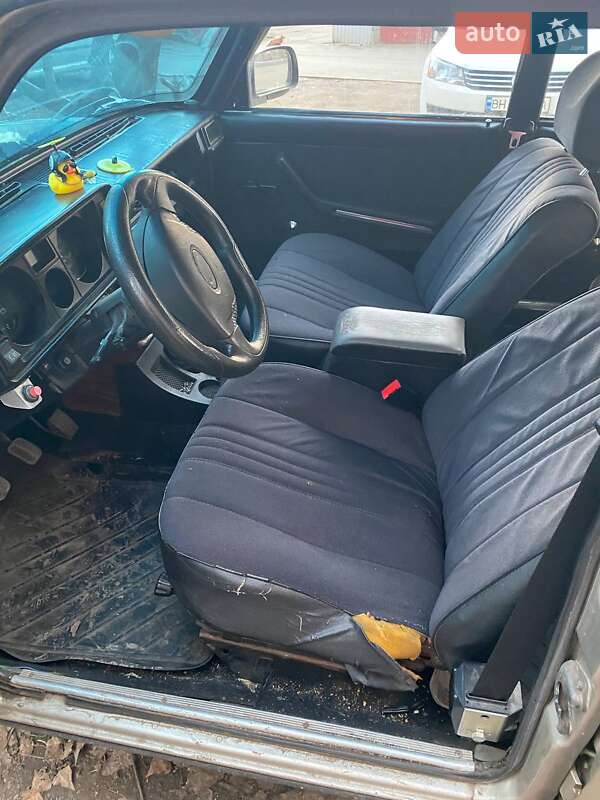 Седан ВАЗ / Lada 2105 1988 в Одесі фото 6 Седан ВАЗ / Lada 2105 1988 в Одесі