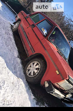 Седан ВАЗ / Lada 2105 1983 в Вижнице