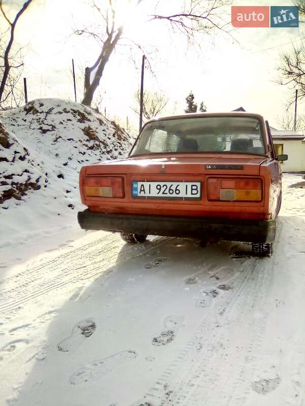 Седан ВАЗ / Lada 2105 1992 в Ржищеві