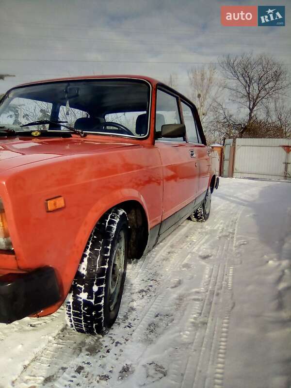 Седан ВАЗ / Lada 2105 1992 в Ржищеві