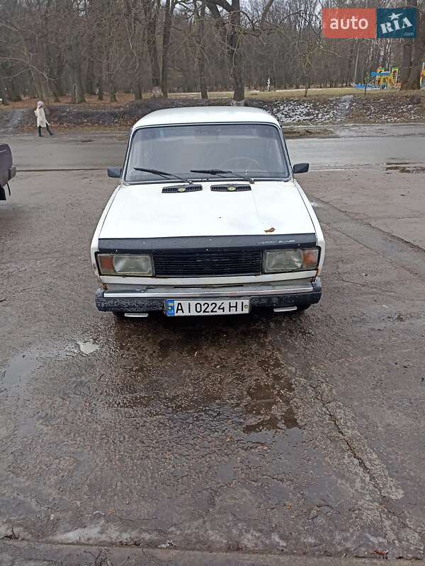 Седан ВАЗ / Lada 2105 1982 в Згуровке