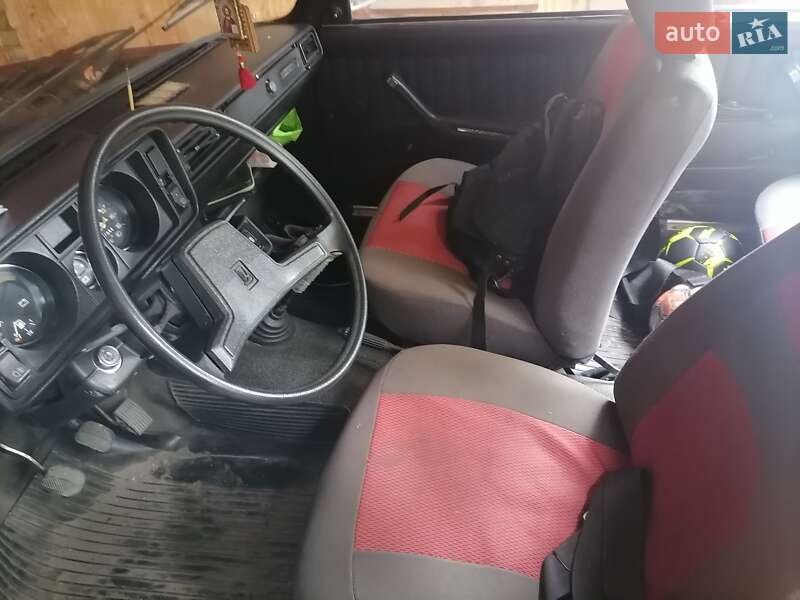 Седан ВАЗ / Lada 2105 1989 в Белой Церкви фото 14 Седан ВАЗ / Lada 2105 1989 в Белой Церкви