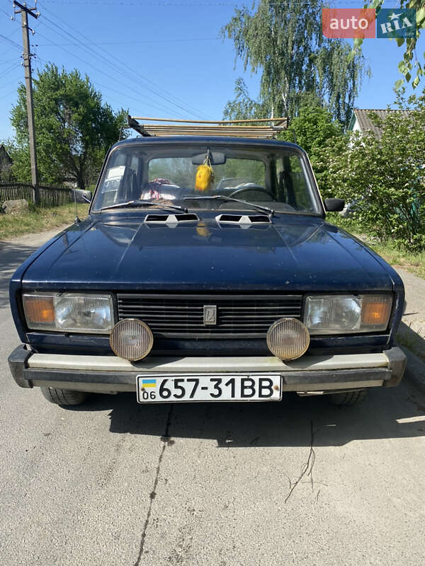 Седан ВАЗ / Lada 2105 1986 в Житомире