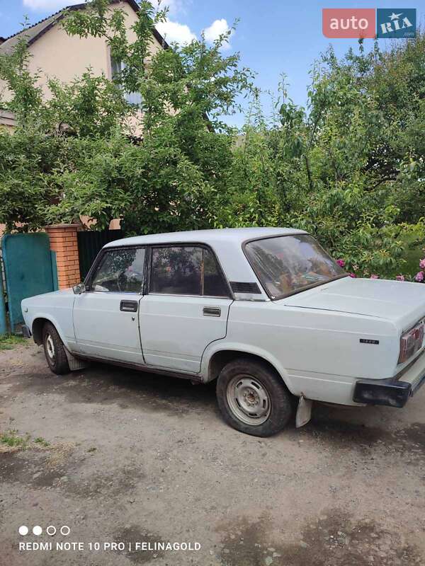 Седан ВАЗ / Lada 2105 1990 в Лохвиці