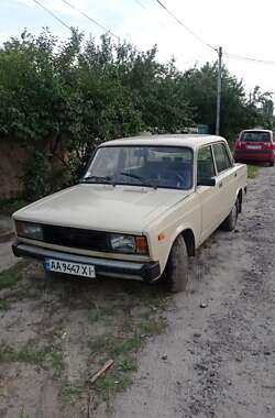 Седан ВАЗ / Lada 2105 1983 в Чернигове