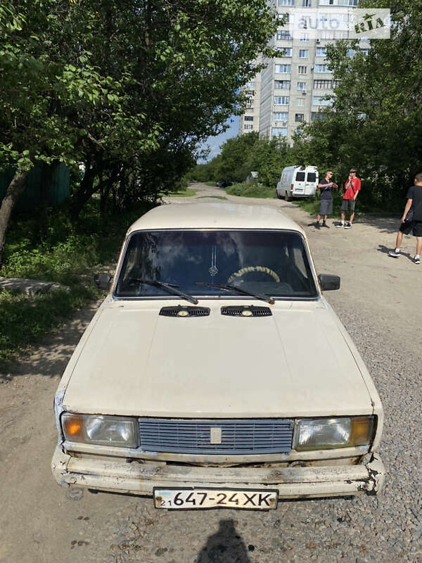 Седан ВАЗ / Lada 2105 1982 в Харкові