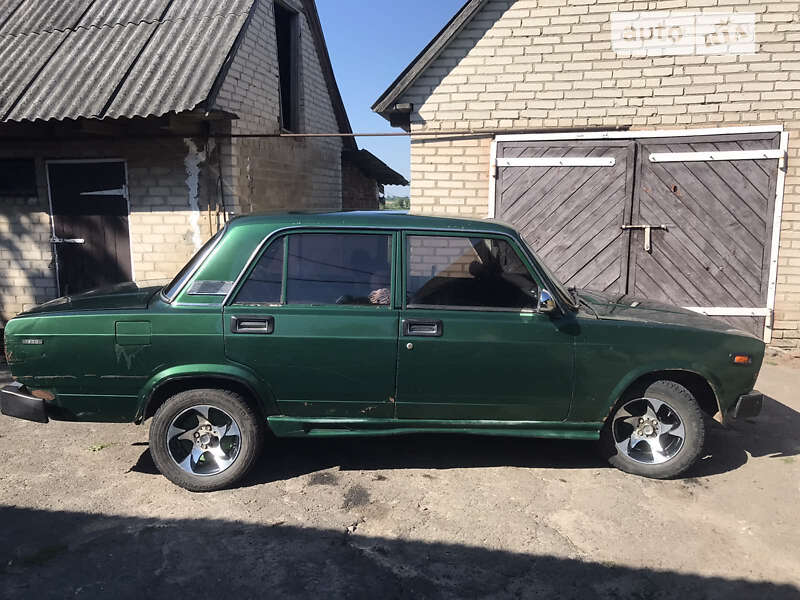 Седан ВАЗ / Lada 2105 1981 в Иваничах