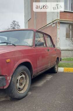 Седан ВАЗ / Lada 2105 1990 в Ирпене