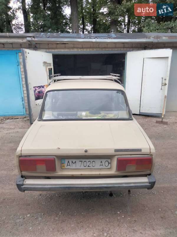 Седан ВАЗ / Lada 2105 1984 в Житомирі