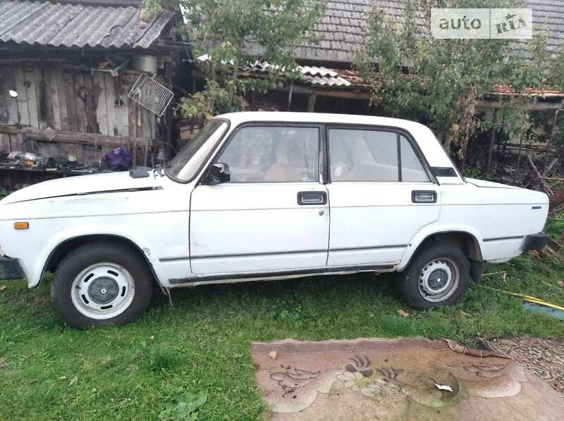 Седан ВАЗ / Lada 2105 1992 в Львові