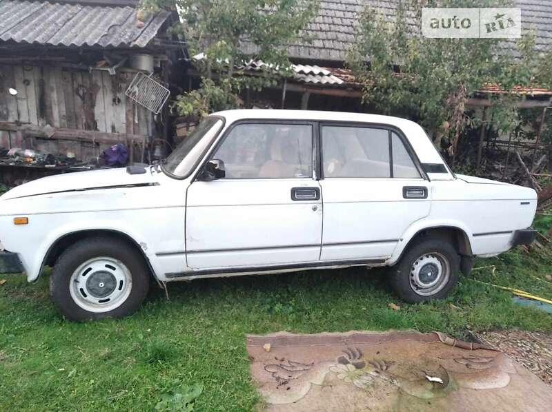 Седан ВАЗ / Lada 2105 1992 в Львове