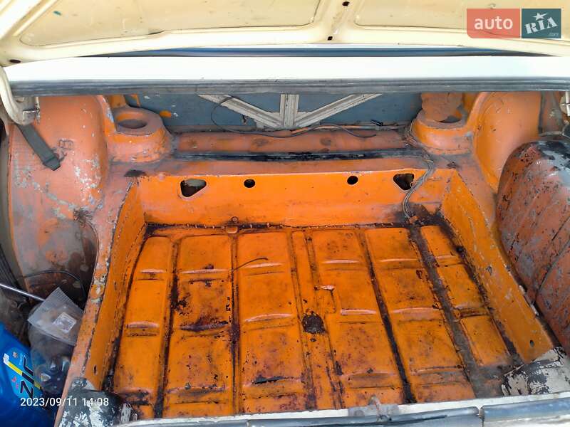 Седан ВАЗ / Lada 2105 1983 в Хорошеві