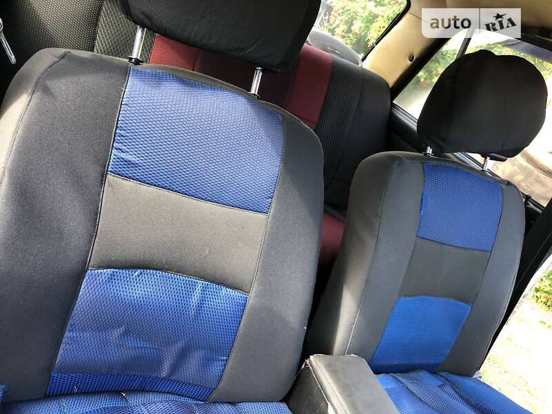 Седан ВАЗ / Lada 2105 1999 в Первомайске
