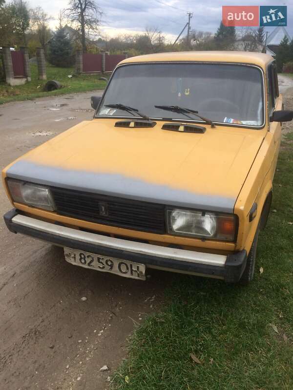 Седан ВАЗ / Lada 2105 1984 в Львові