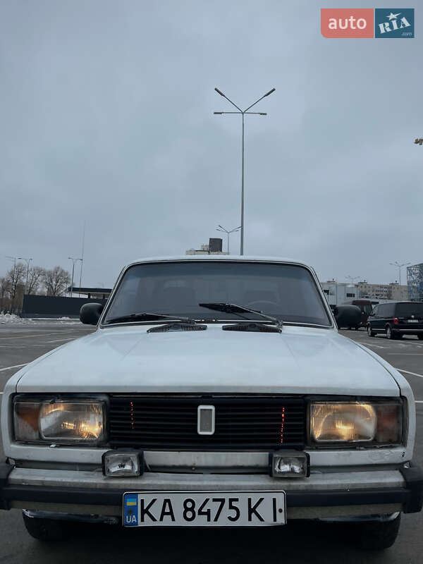 Седан ВАЗ / Lada 2105 1982 в Києві