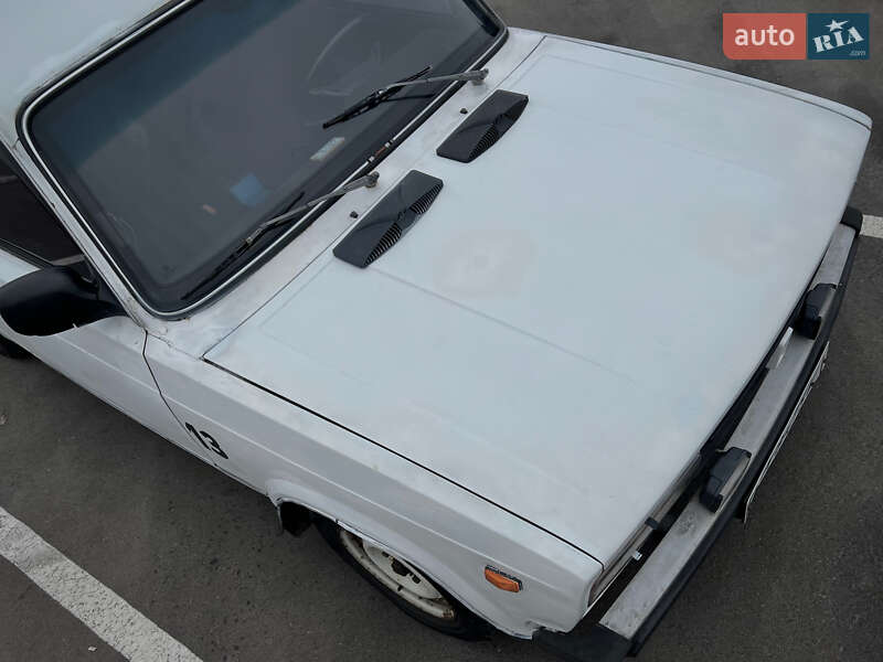 Седан ВАЗ / Lada 2105 1982 в Києві