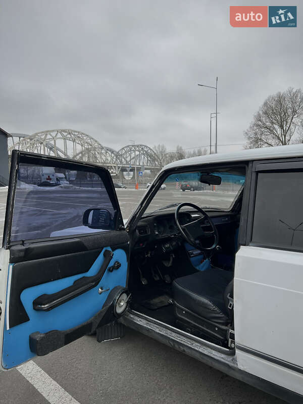 Седан ВАЗ / Lada 2105 1982 в Києві