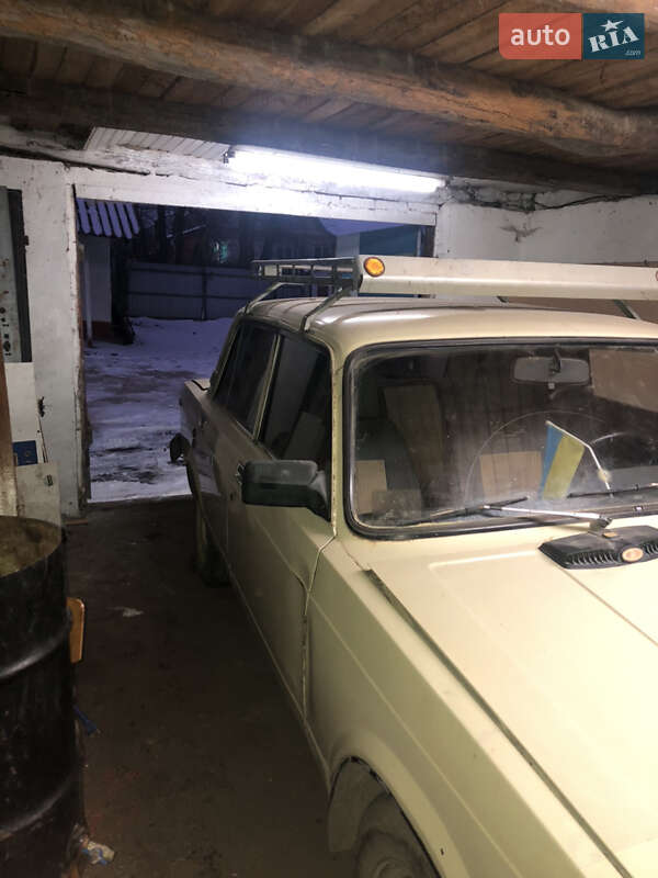 Седан ВАЗ / Lada 2105 1989 в Погребище фото 14 Седан ВАЗ / Lada 2105 1989 в Погребище