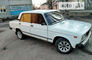 Седан ВАЗ / Lada 2105 1986 в Новом Буге