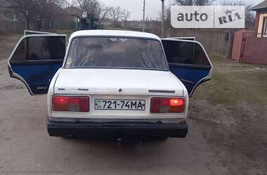 Седан ВАЗ / Lada 2105 1986 в Золотоноші