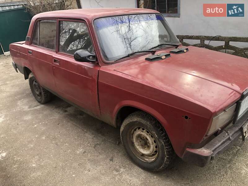 Седан ВАЗ / Lada 2105 1992 в Бахмаче