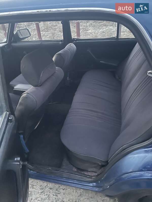Седан ВАЗ / Lada 2105 1990 в Українці