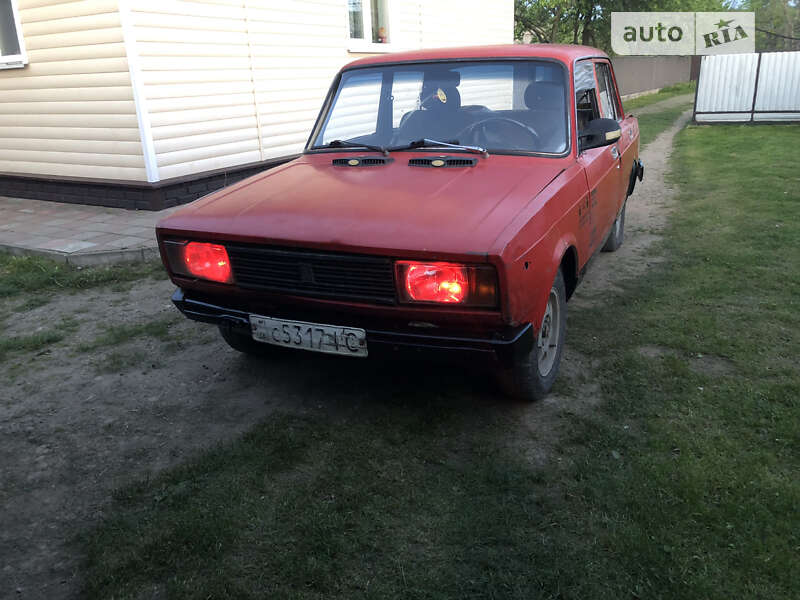 Седан ВАЗ / Lada 2105 1986 в Чернівцях