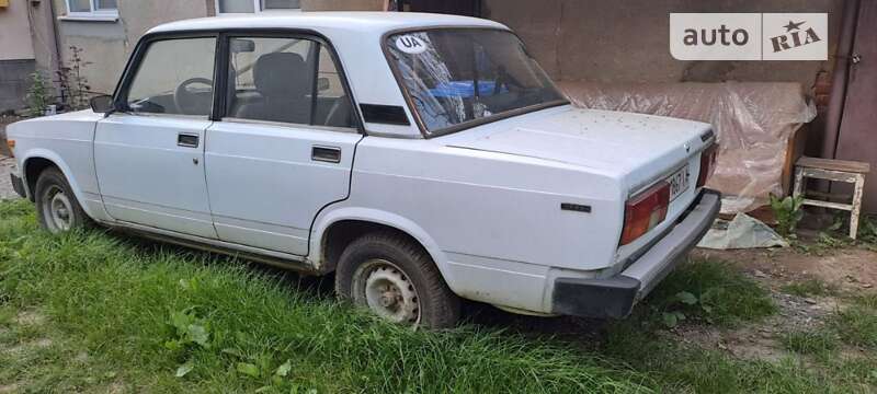 Седан ВАЗ / Lada 2105 1999 в Мукачево