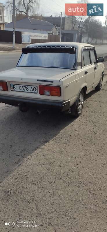 Седан ВАЗ / Lada 2105 1988 в Полтаві
