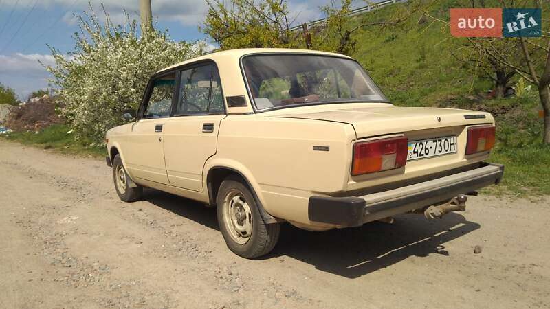 Седан ВАЗ / Lada 2105 1991 в Александрие