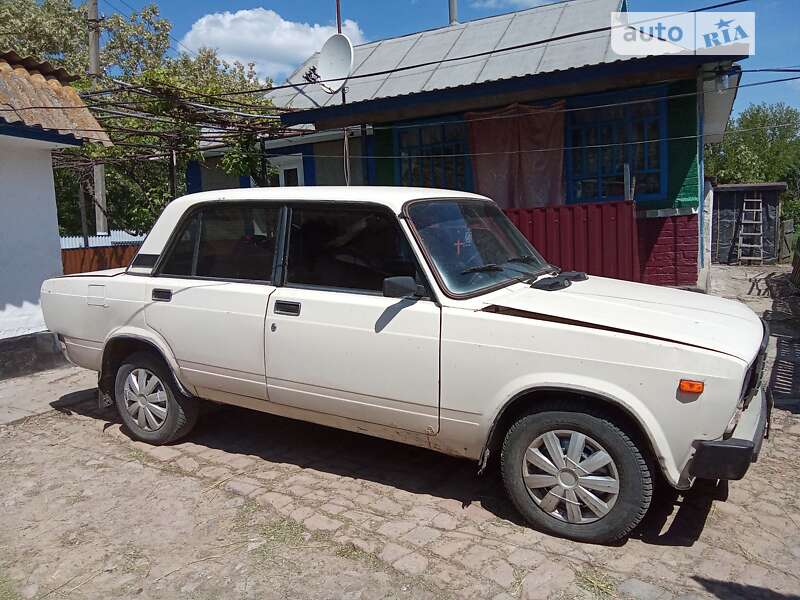 Седан ВАЗ / Lada 2105 1992 в Ильинцах