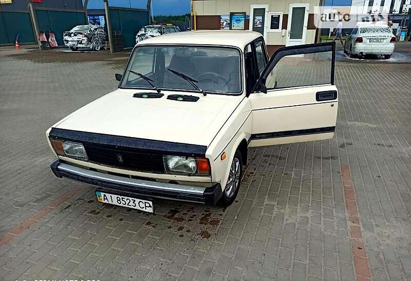 Седан ВАЗ / Lada 2105 1991 в Вишневом