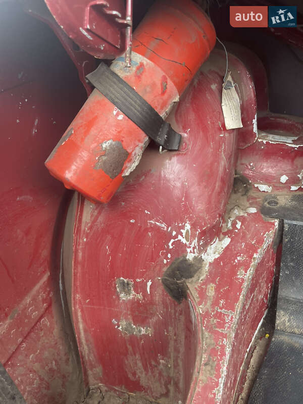 Седан ВАЗ / Lada 2105 1989 в Ольшанке фото 9 Седан ВАЗ / Lada 2105 1989 в Ольшанке