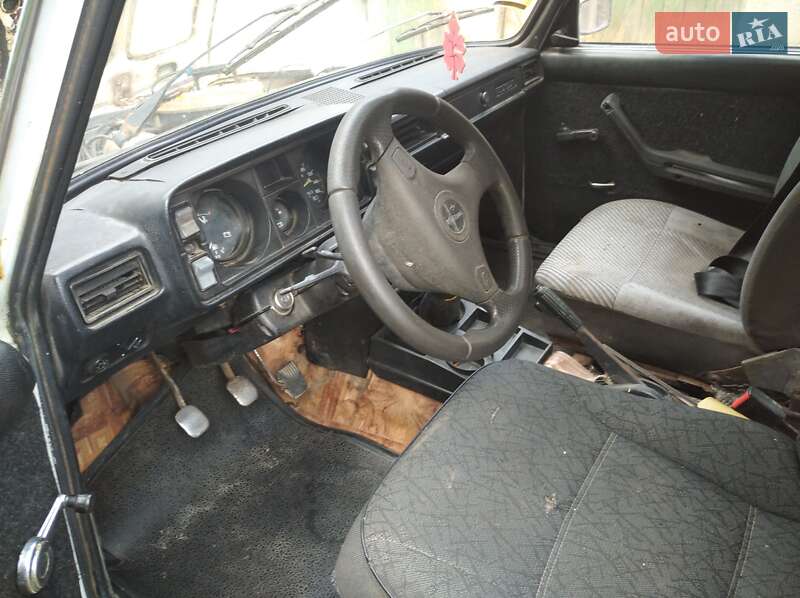 Седан ВАЗ / Lada 2105 1990 в Калуше