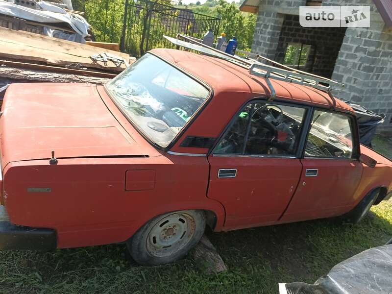 Седан ВАЗ / Lada 2105 1988 в Бережанах