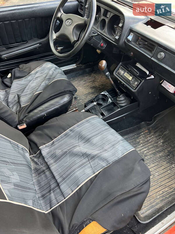 Седан ВАЗ / Lada 2105 1982 в Львові