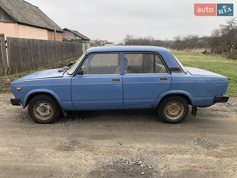 Седан ВАЗ / Lada 2105 1986 в Полтаві фото 6 Седан ВАЗ / Lada 2105 1986 в Полтаві