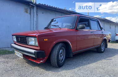 Седан ВАЗ / Lada 2105 1994 в Киеве