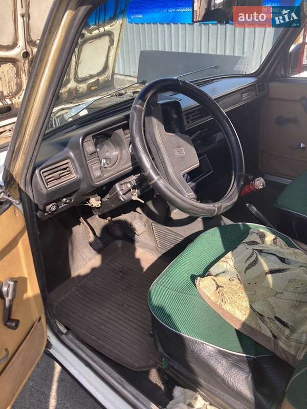 Седан ВАЗ / Lada 2105 1986 в Киеве