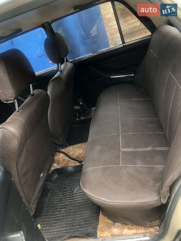 Седан ВАЗ / Lada 2105 1988 в Кропивницком
