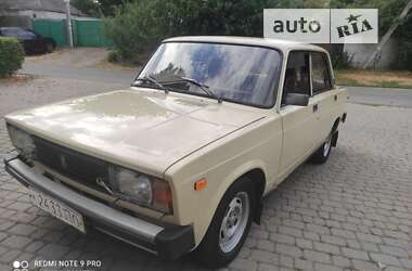 Седан ВАЗ / Lada 2105 1984 в Полтаві