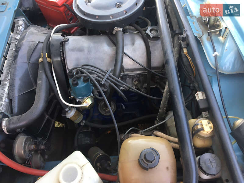 Седан ВАЗ / Lada 2105 1987 в Черновцах