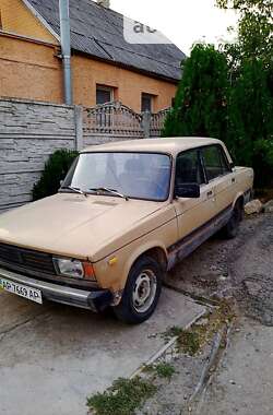 Седан ВАЗ / Lada 2105 1985 в Запоріжжі